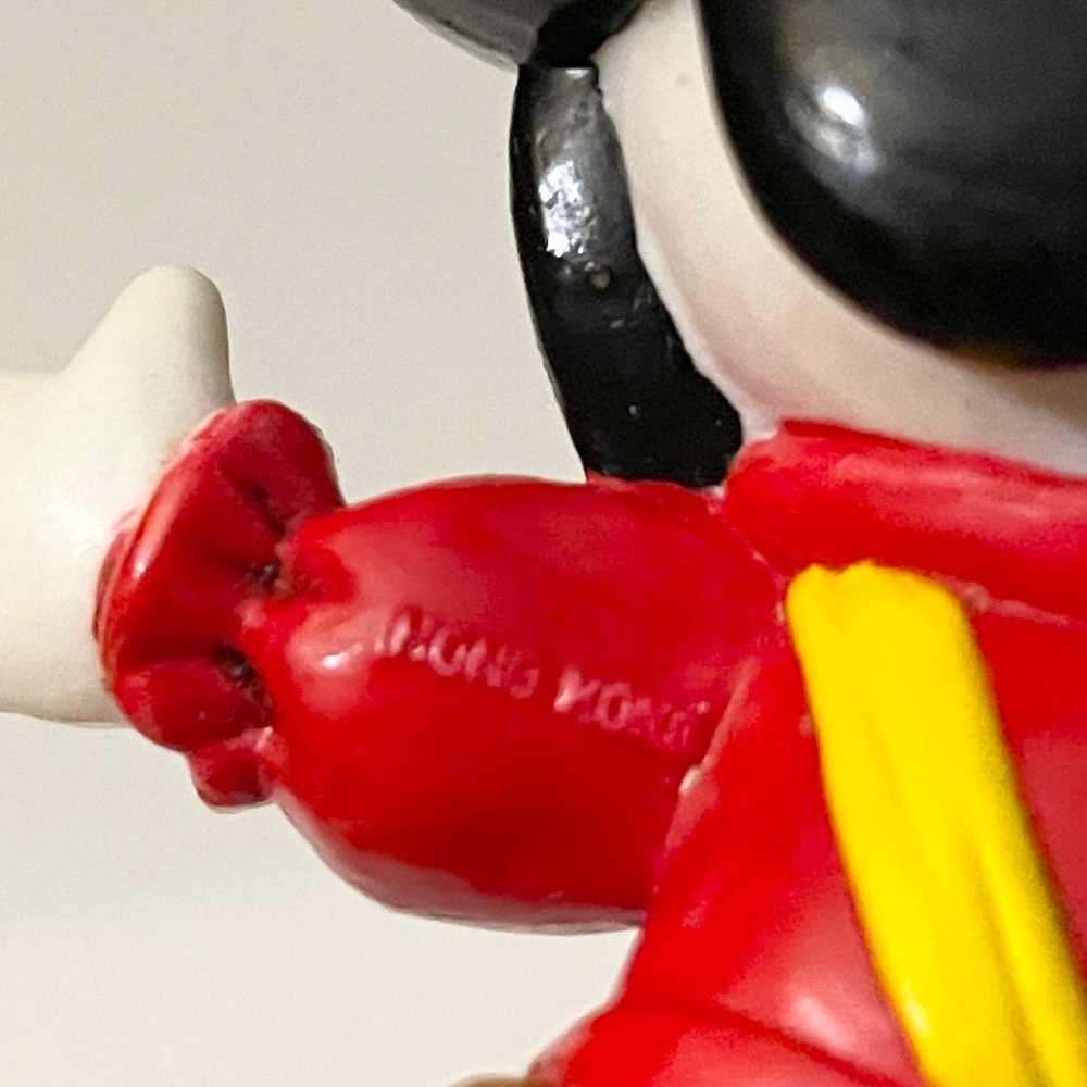 Vintage 1960s Peanuts Snoopy Pirate & Belle PVC Figurine UFS - Picture 9 of 16